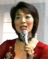 ”祥子”さん。歌もトークもありました。